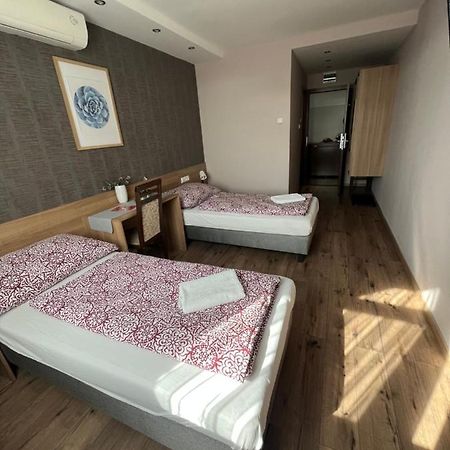 Central Panzio Erd Dış mekan fotoğraf