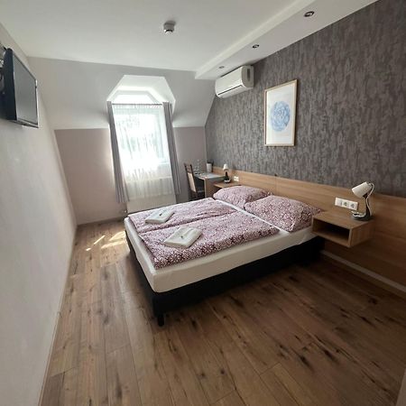 Central Panzio Erd Dış mekan fotoğraf