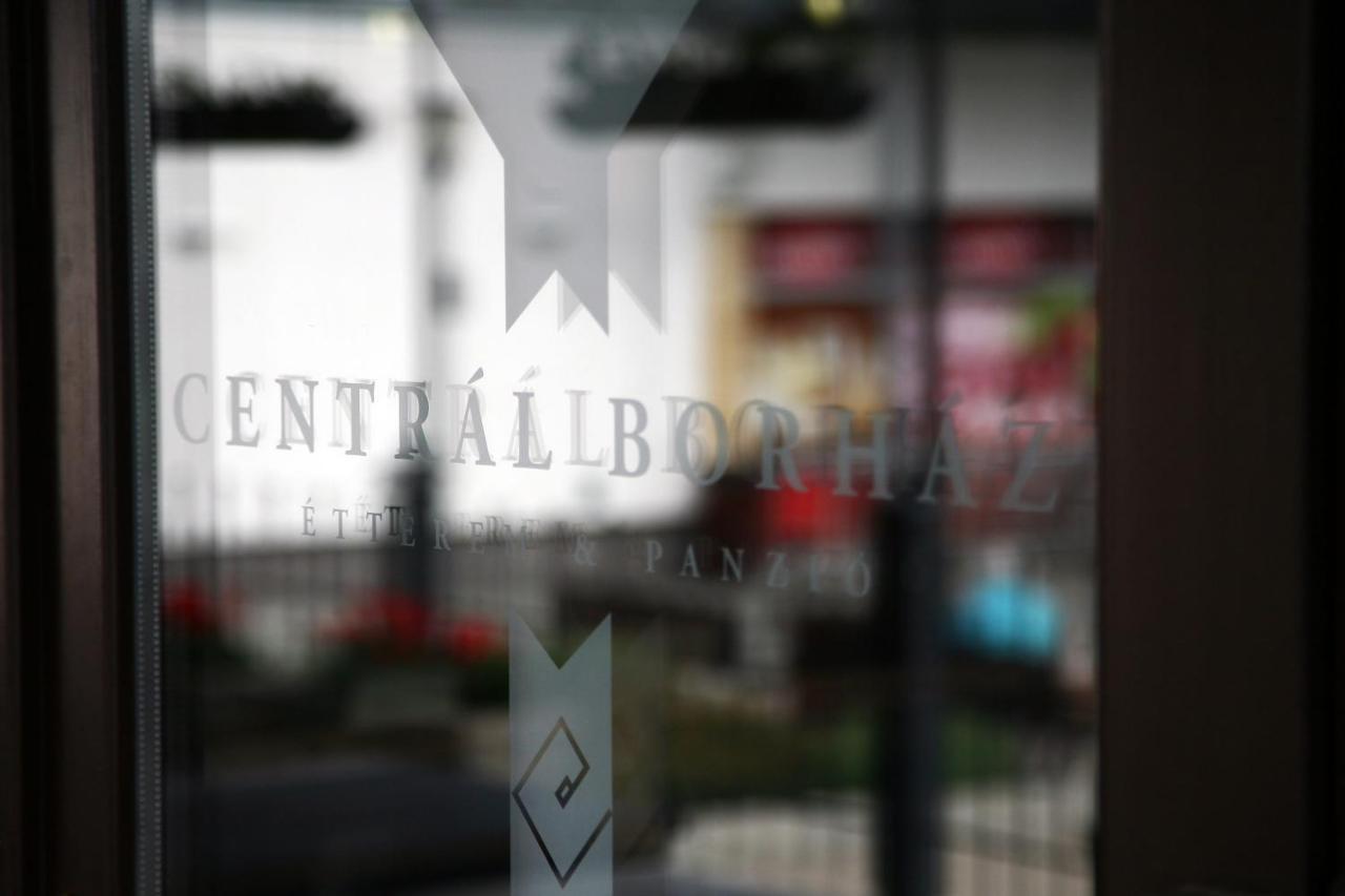 Central Panzio Erd Dış mekan fotoğraf
