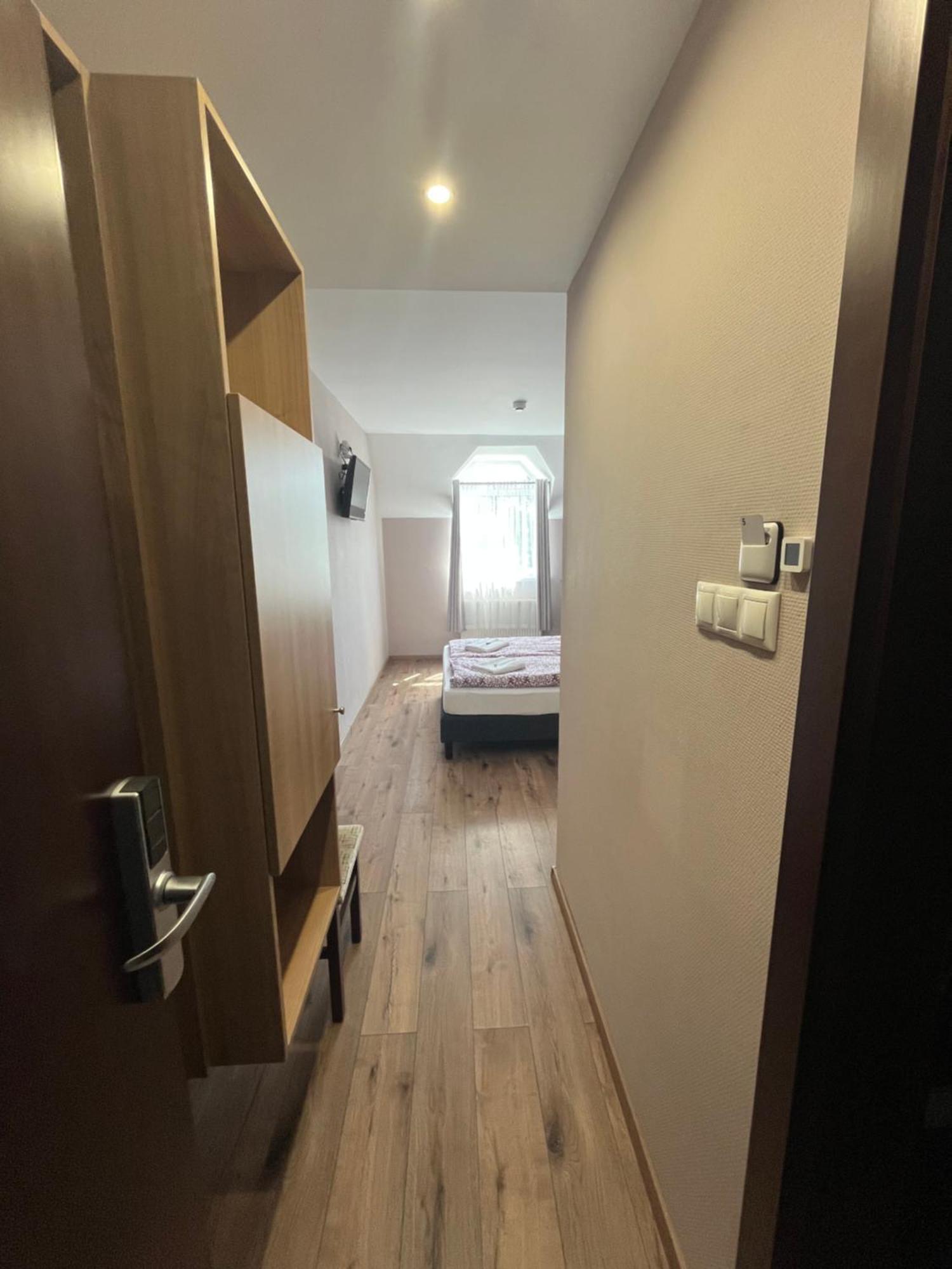 Central Panzio Erd Dış mekan fotoğraf