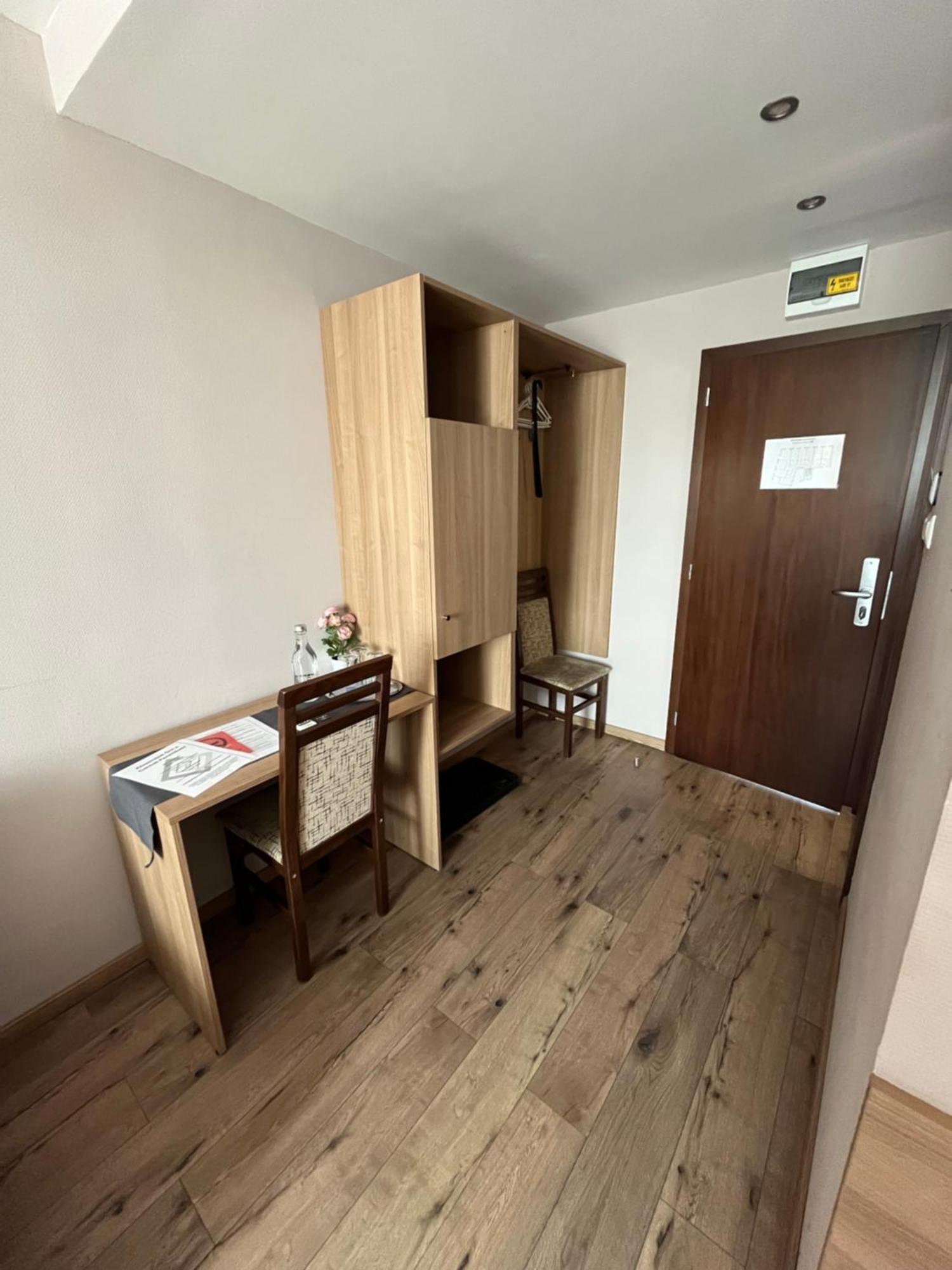 Central Panzio Erd Dış mekan fotoğraf